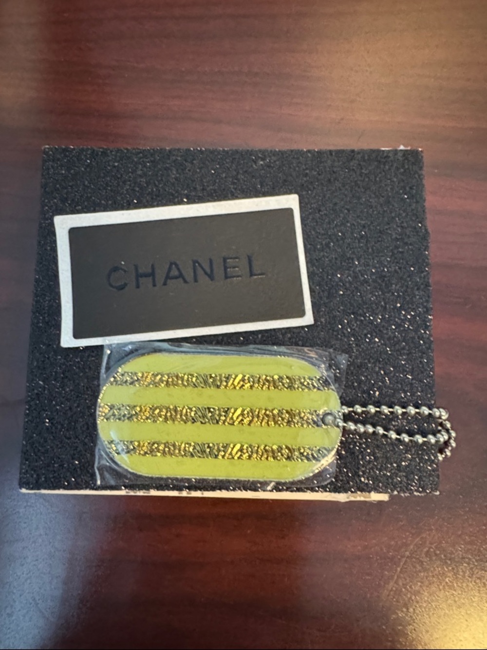 CHANEL Accessories - Picture 2 of 3